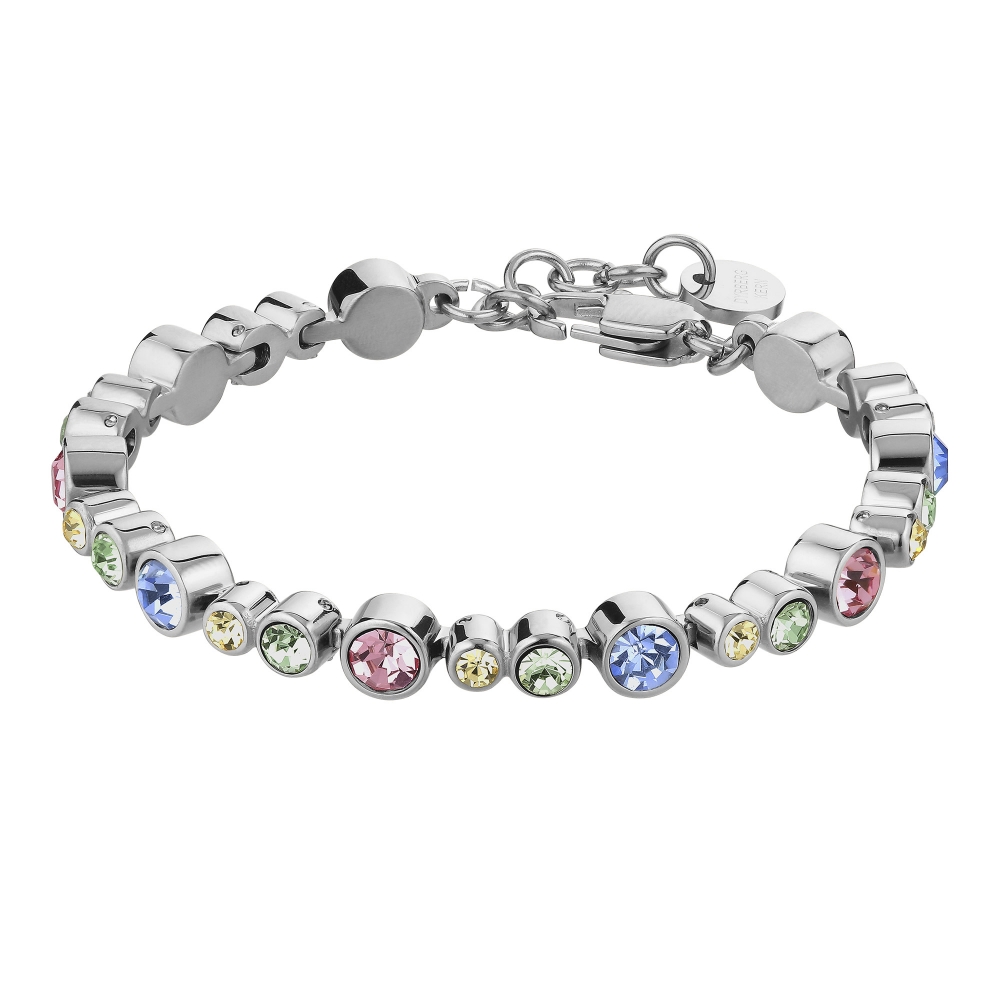 TERESIA er et feminint og elegant armbånd laget med en rekke krystaller i forskjellige størrelser for et udimensjonert utseende.