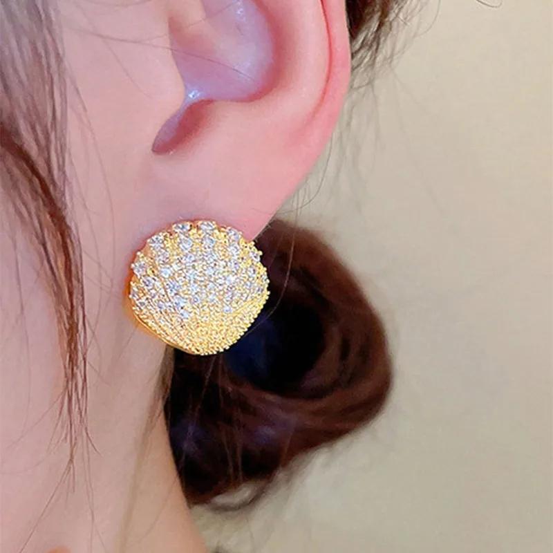 AVI Jewels Shell earrings gold