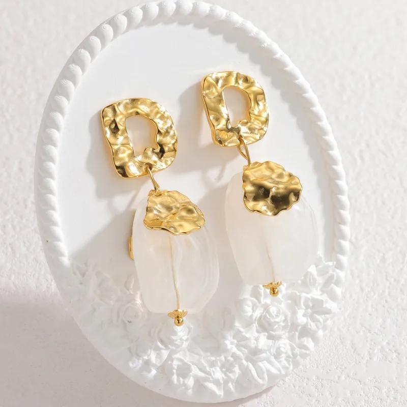 AVI Jewels Santorini earrings