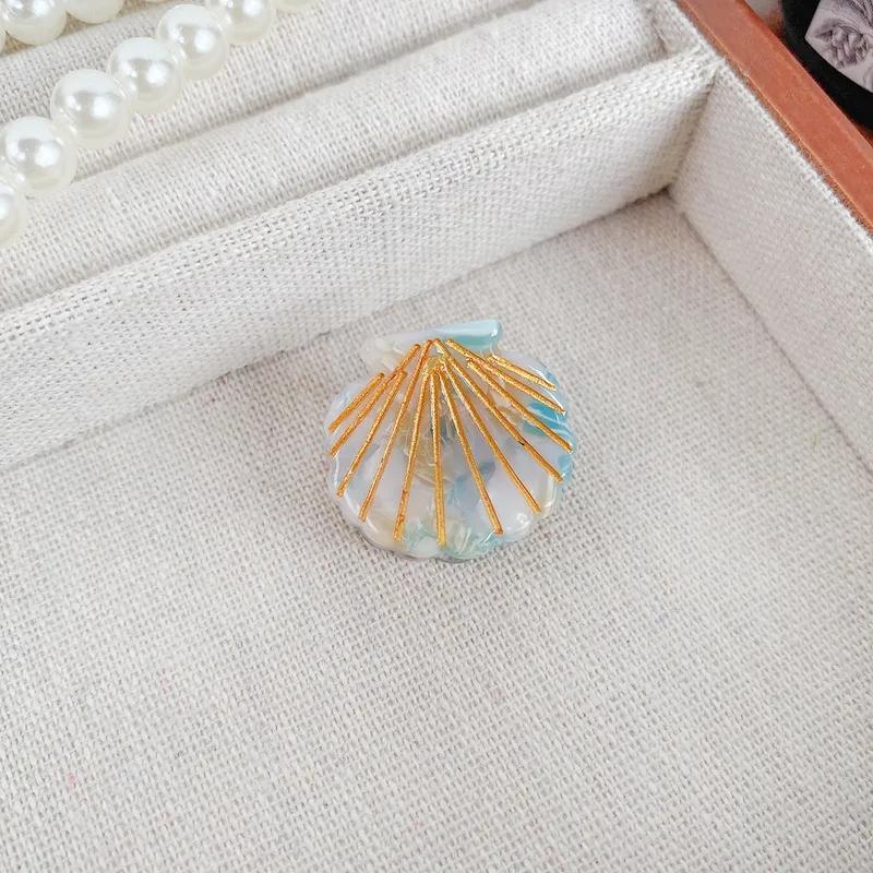 AVI Accessories Petite Mermaid hairclip blue
