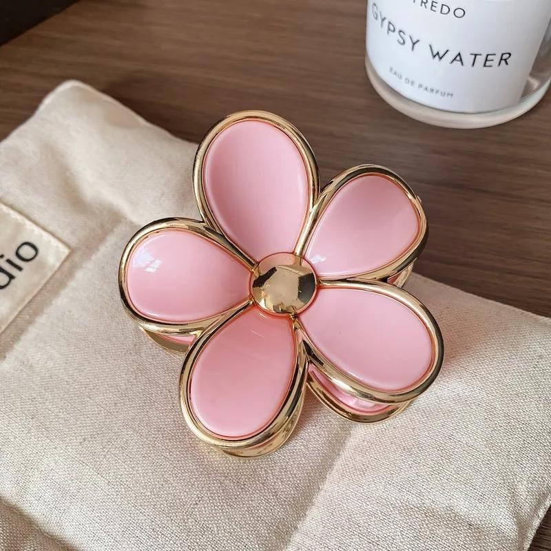 AVI Accessories Flora hair clip pink