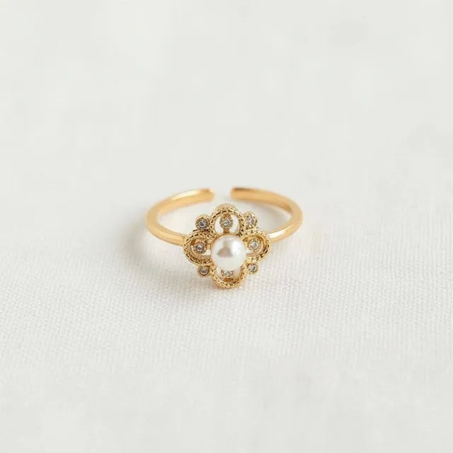 AVI Jewels Royal ring