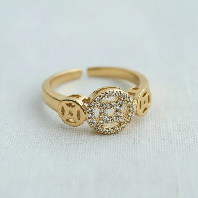 AVI Jewels Artisan ring
