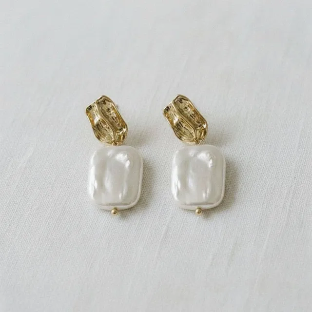 AVI Jewels Bobbi earrings