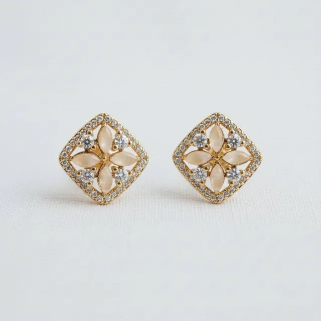 AVI Jewels Olivia earrings