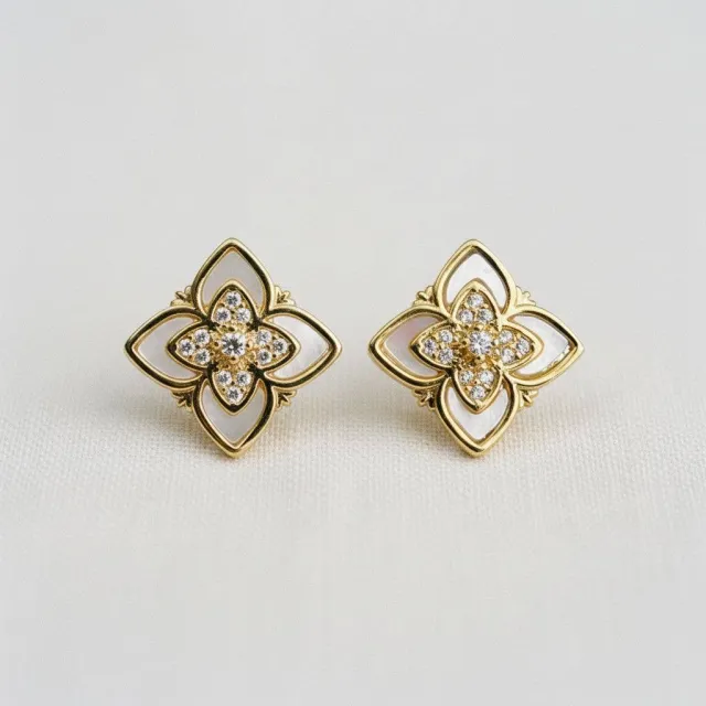 AVI Jewels Luna earrings