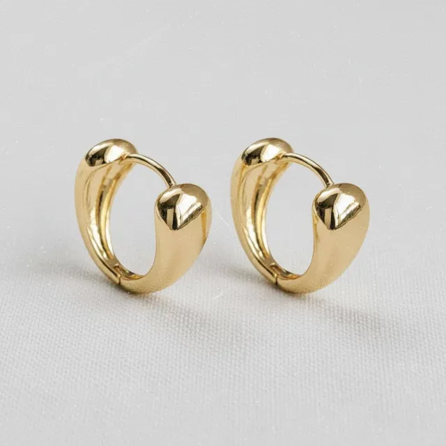 AVI Jewels Sage hoops