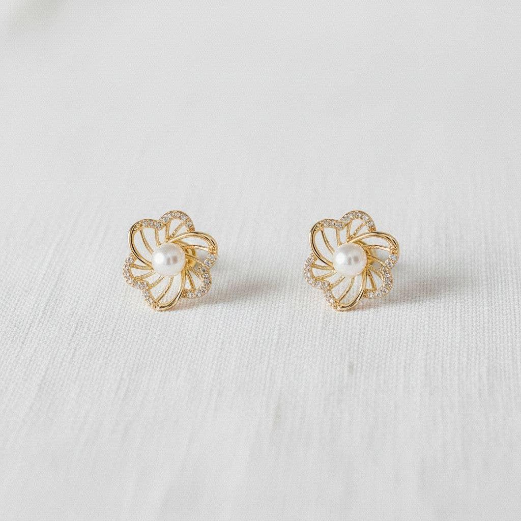 AVI Jewels Willow earrings