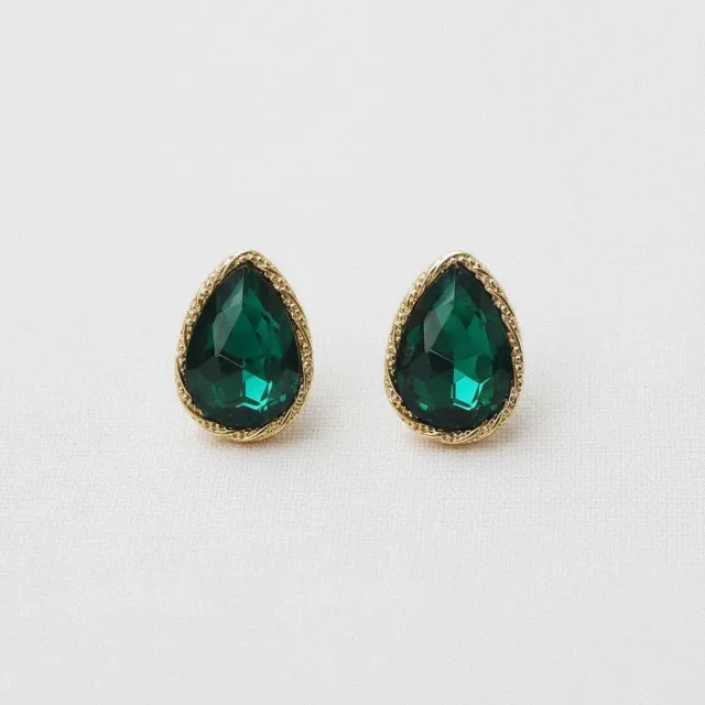 AVI Jewels Jade earrings