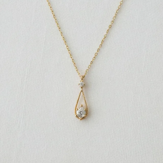 AVI Jewels Muse necklace