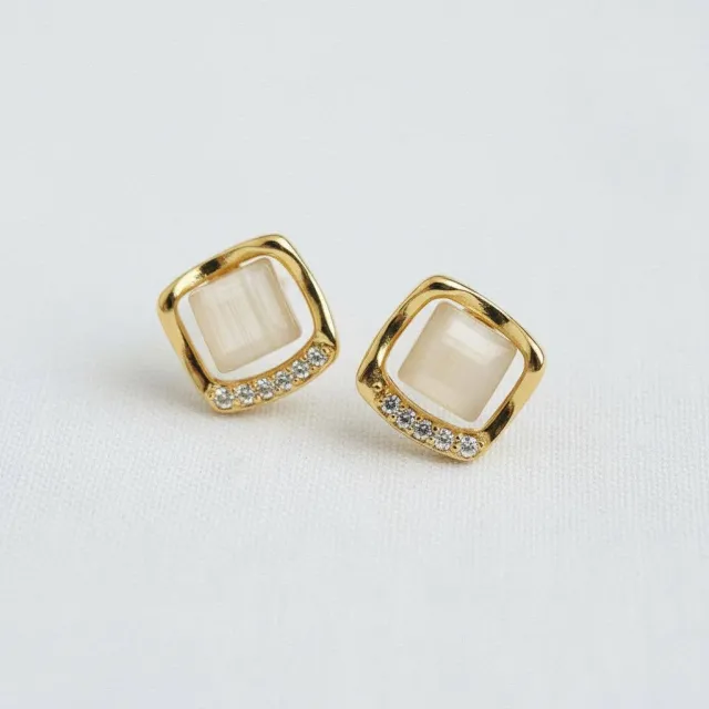 AVI Jewels Hazel Studs