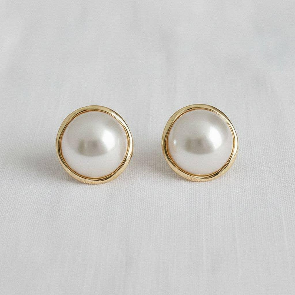 AVI Jewels Pearl Stud Earrings