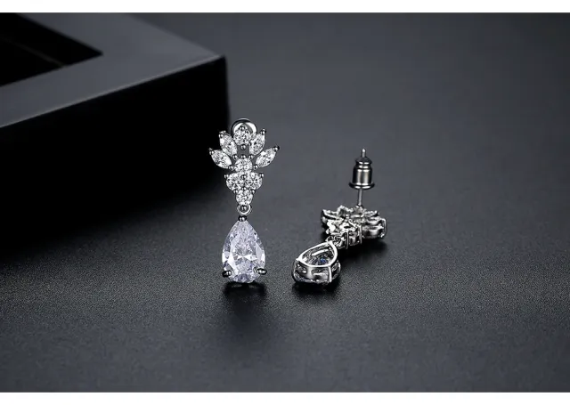 JBX Crystal Romance earrings