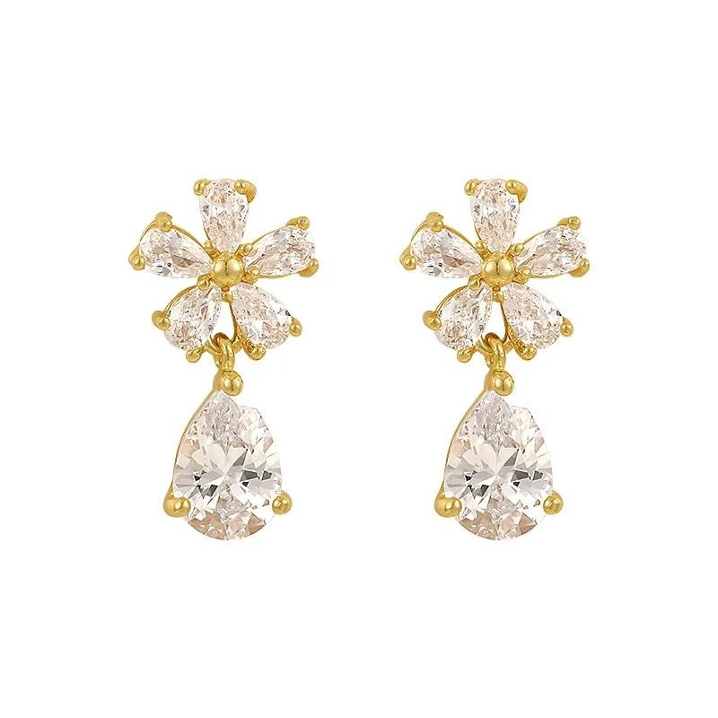 AVI Jewels Dora earrings