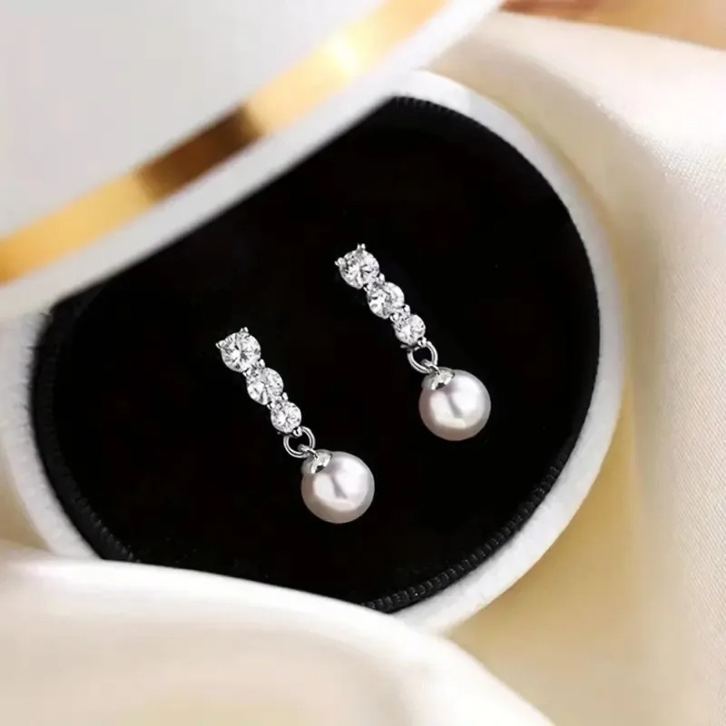 AVI Jewels Louise earrings silver
