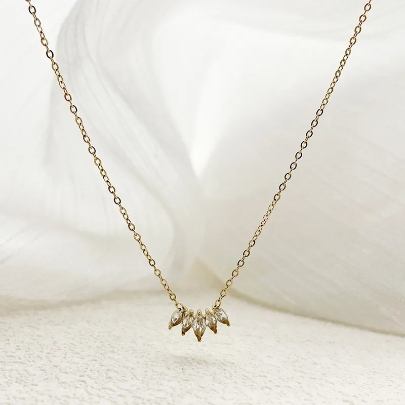 AVI Jewels Havana necklace gold